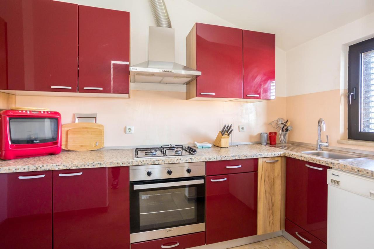 אומיסאליי Apartmani Beba מראה חיצוני תמונה