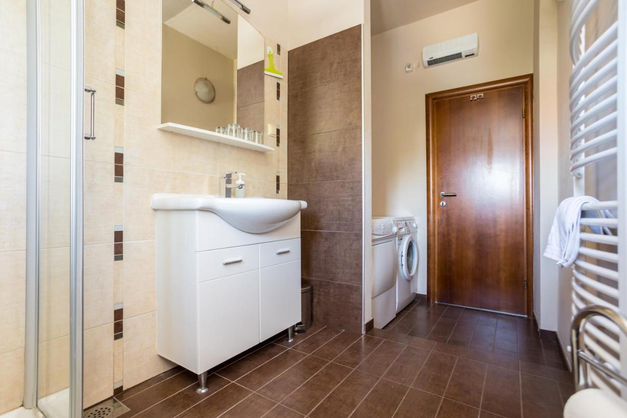 אומיסאליי Apartmani Beba מראה חיצוני תמונה